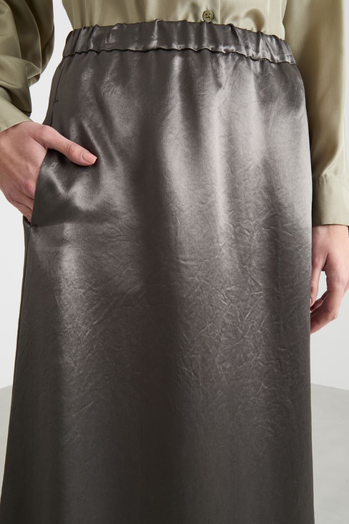 Satin maxi skirt Intrend - 3