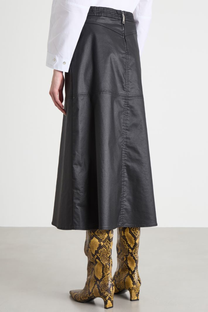 Coated fabric midi skirt Intrend - 4