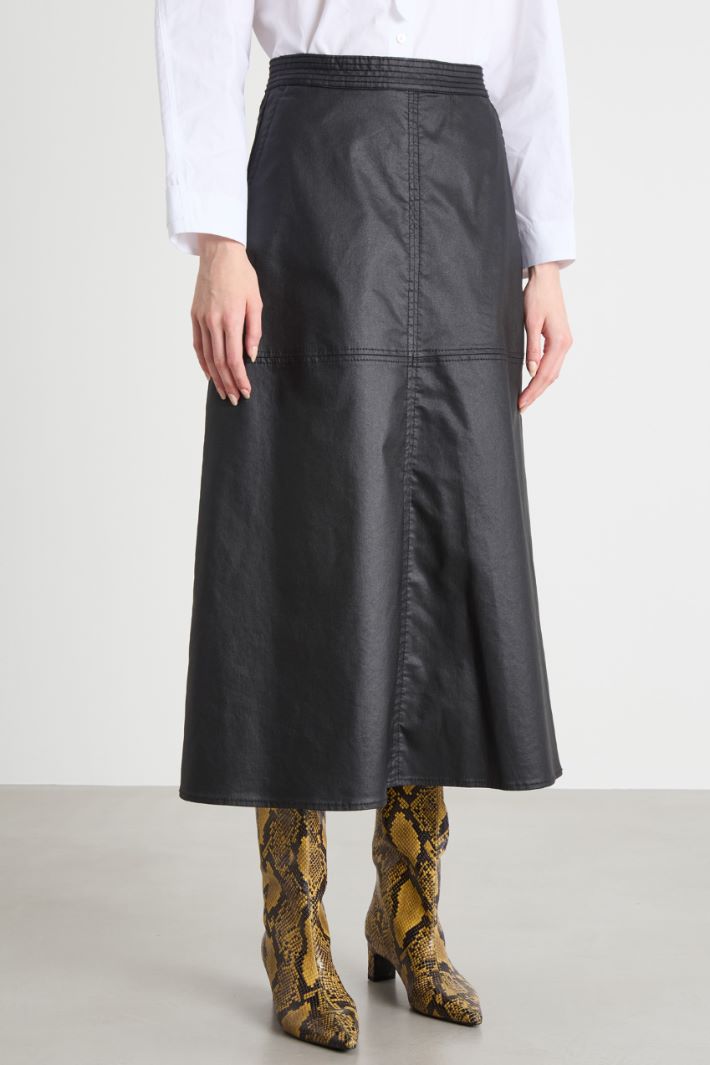 Coated fabric midi skirt Intrend - 2