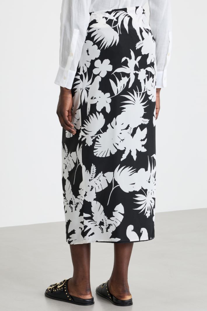 Panelled sarong skirt Intrend - 4