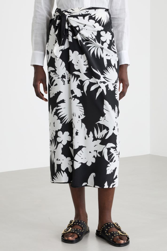 Panelled sarong skirt Intrend - 2