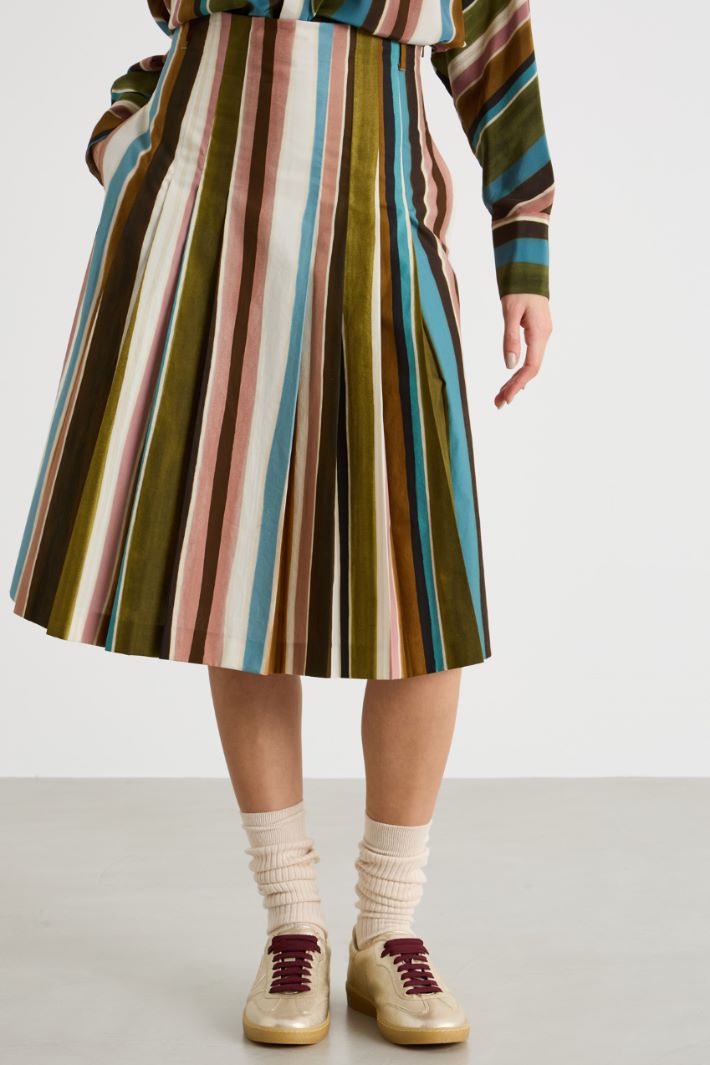 Pleated poplin skirt Intrend - 2