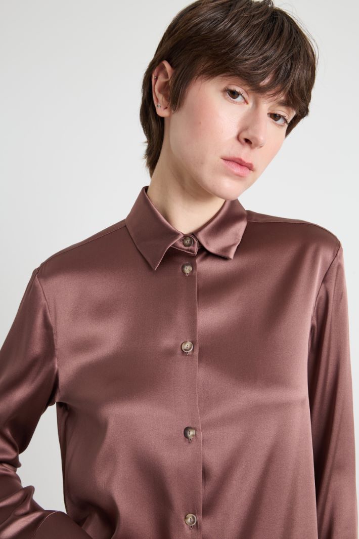 Satin blouse Intrend - 3