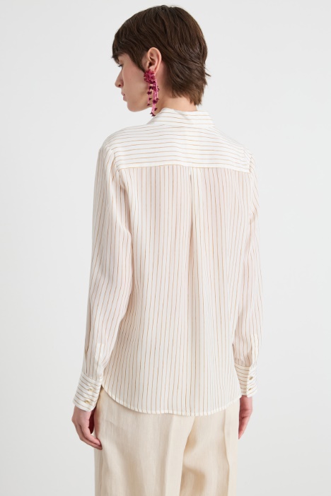 Blusa in crepe con spacchetti