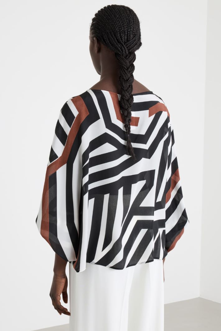 Blusa con manica kimono Intrend - 4