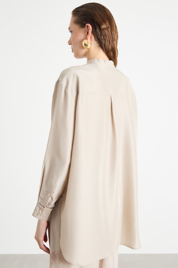 Blusa con stampa piazzata Intrend - 4