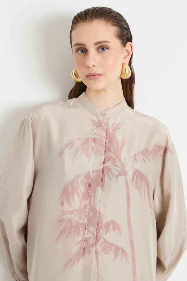 Blusa con stampa piazzata Intrend - 3