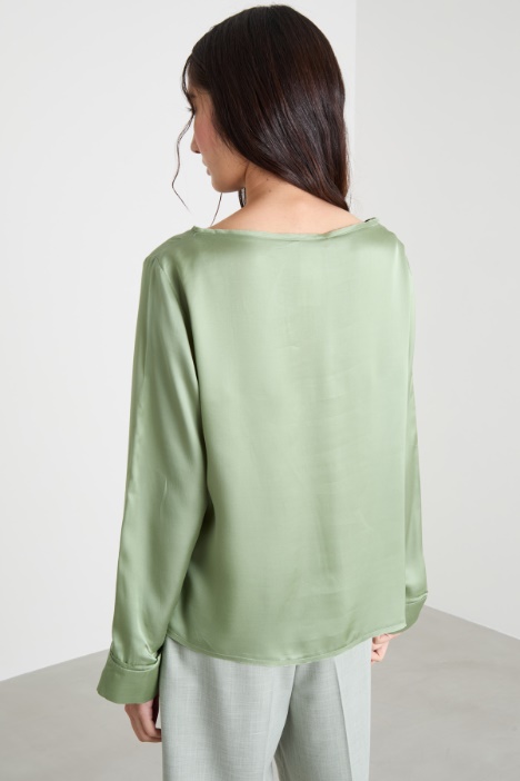 Blusa in raso fluido