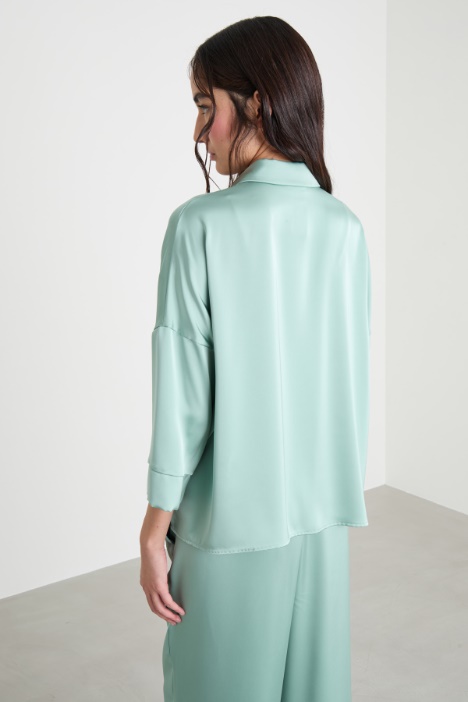 Camicia in raso fluido