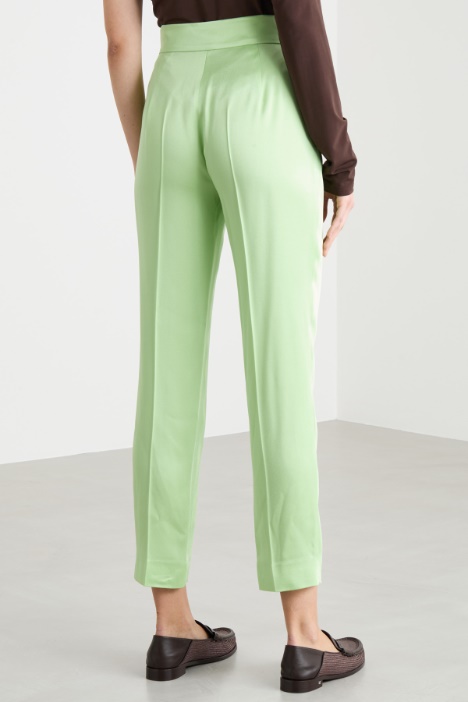 Pantalone a sigaretta in raso