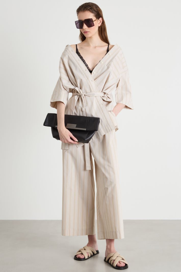 Straight poplin trousers Intrend