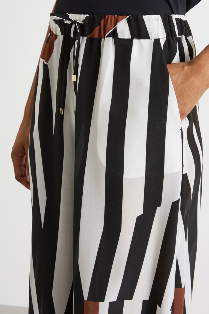 Printed silk palazzo trousers Intrend - 3