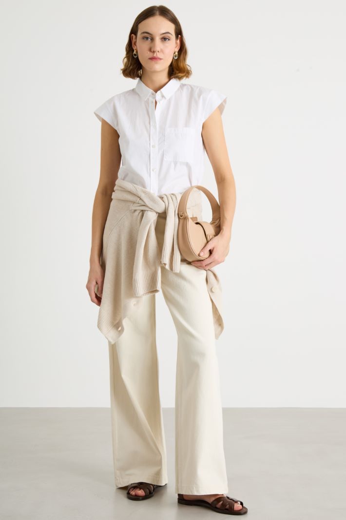 Wide-leg trousers Intrend