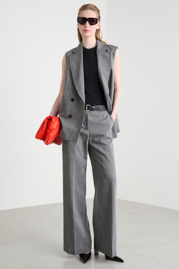 Straight-fit wide-leg trousers Intrend