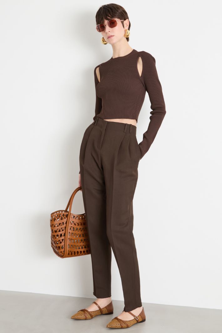 Carrot-fit canvas trousers Intrend
