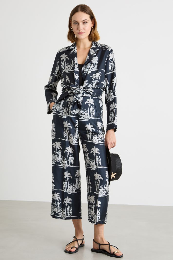 Cropped trousers in printed twill Intrend