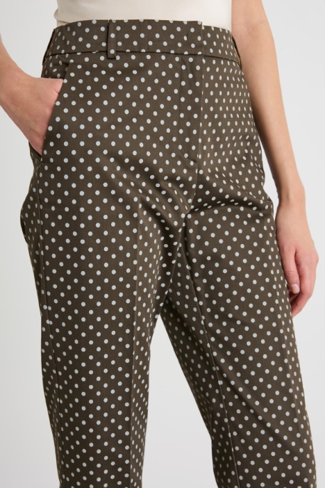 Pantalone a sigaretta con tasche