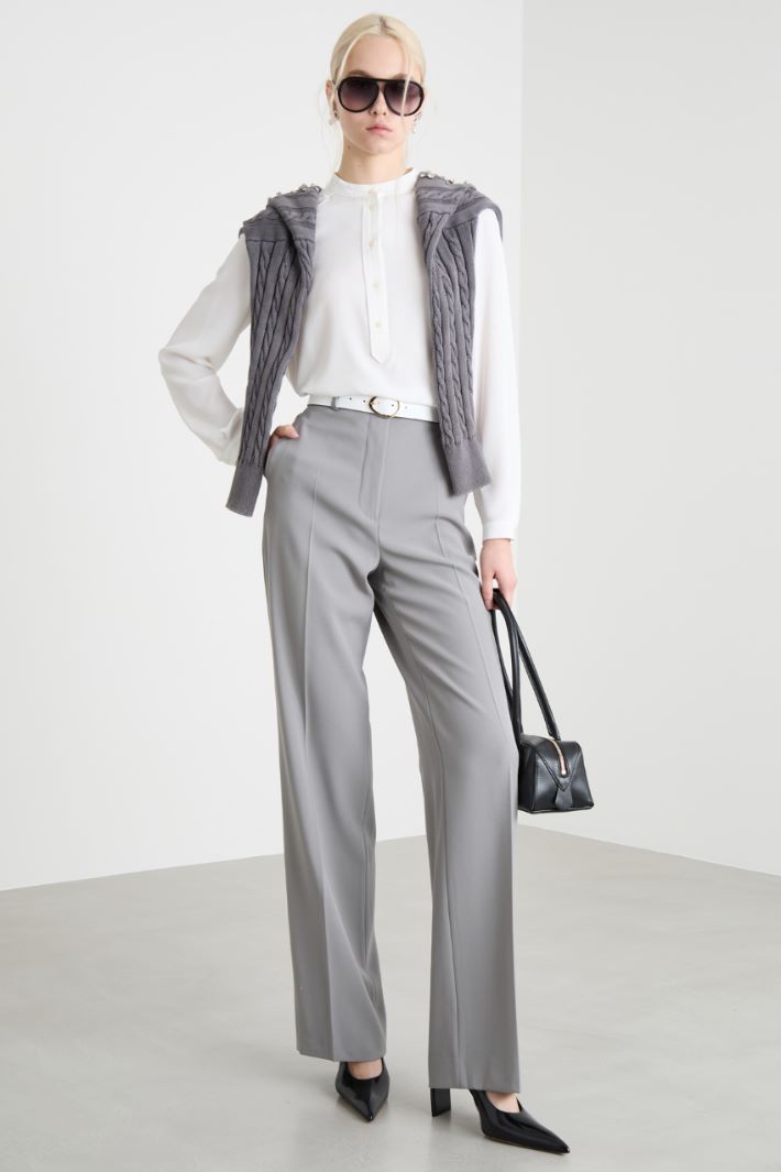 Straight-fit trousers Intrend