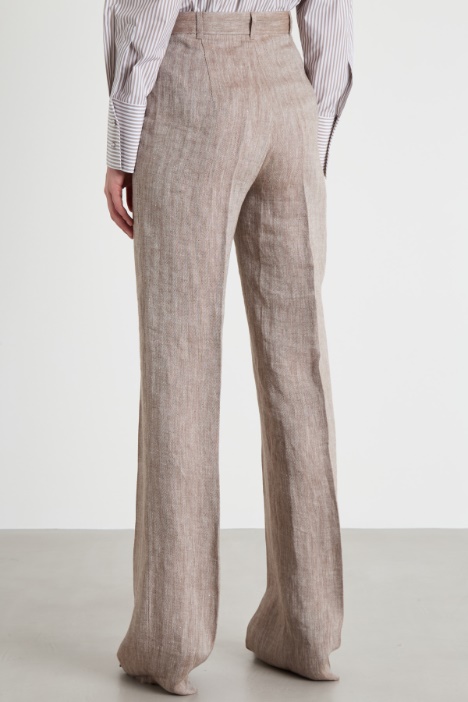 Pantalone a vita alta