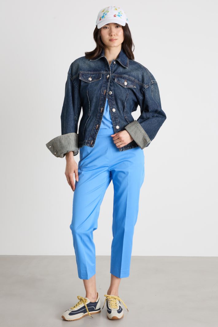 Pantaloni slim in gabardina Intrend