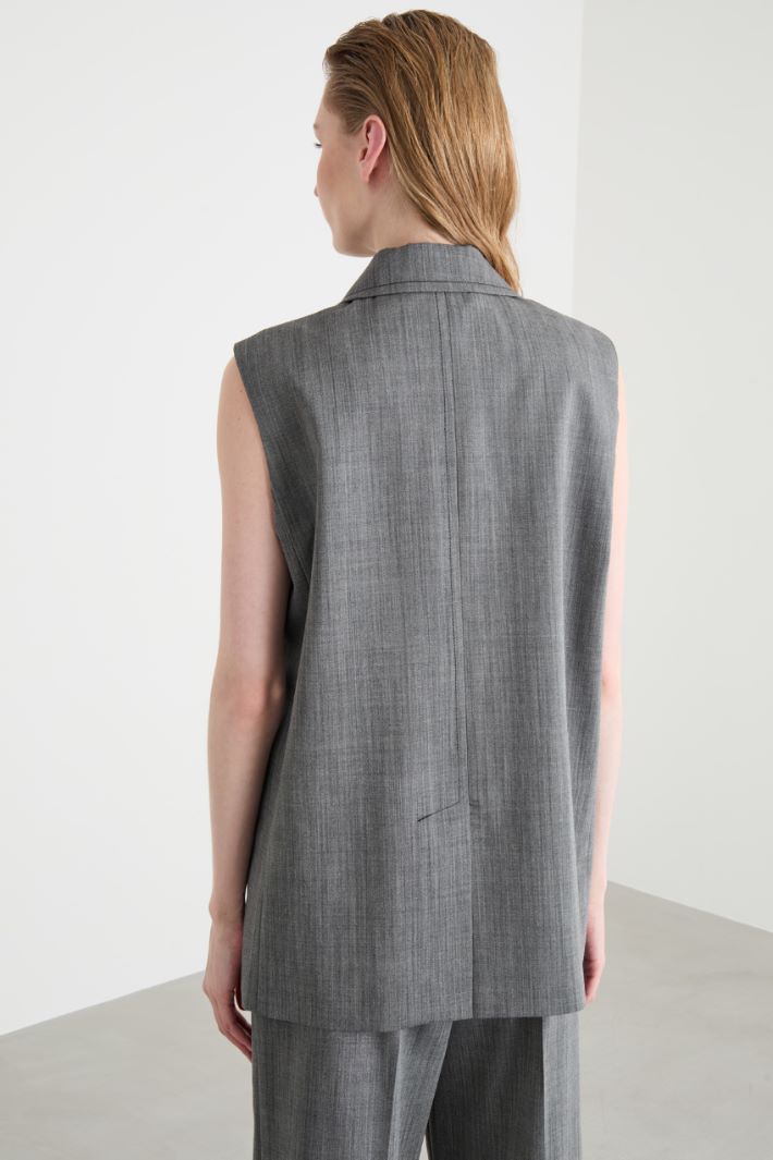 Double-breasted sleeveless blazer Intrend - 4