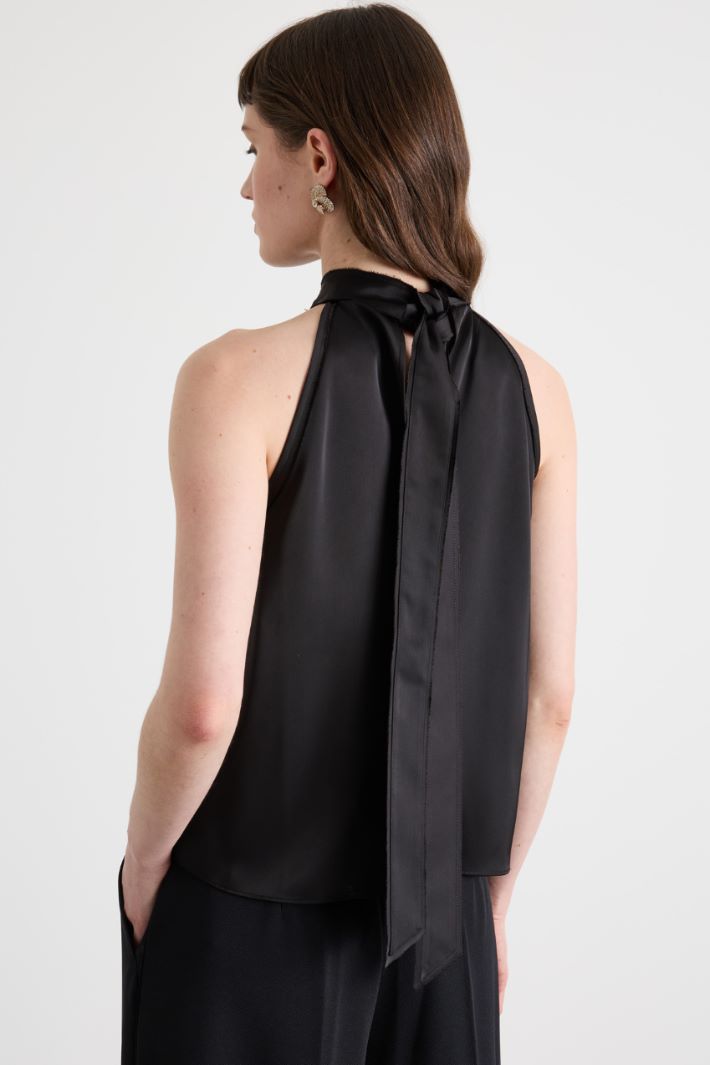 Top halter neck in raso Intrend - 4
