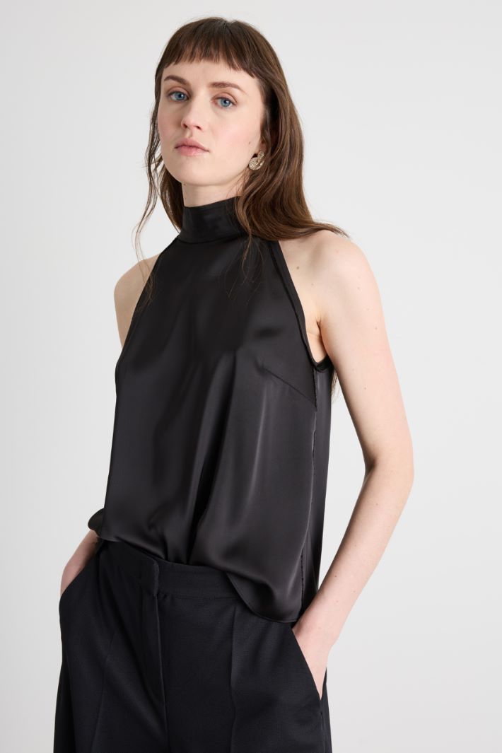 Top halter neck in raso Intrend - 2