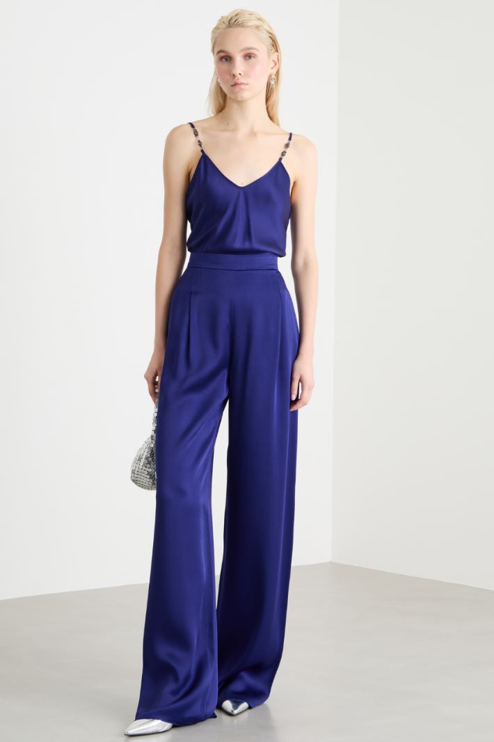 Satin slip top Intrend