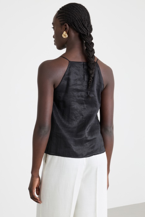 Top con cuello halter