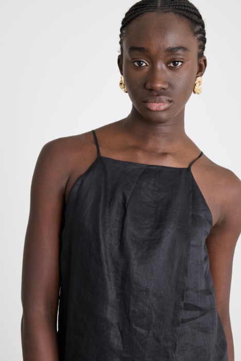 Top con cuello halter