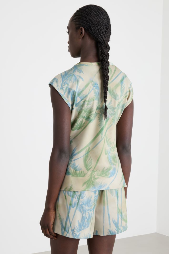 Blusa in raso stampato Intrend - 4