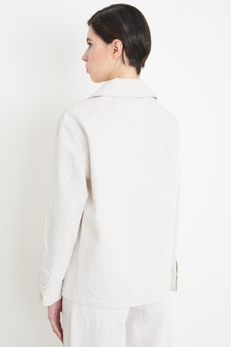 Blusa amplia con bolsillos