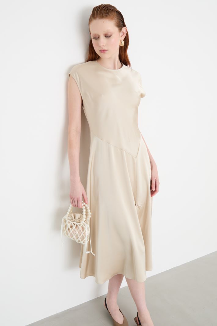 Abito midi in raso Intrend - 2