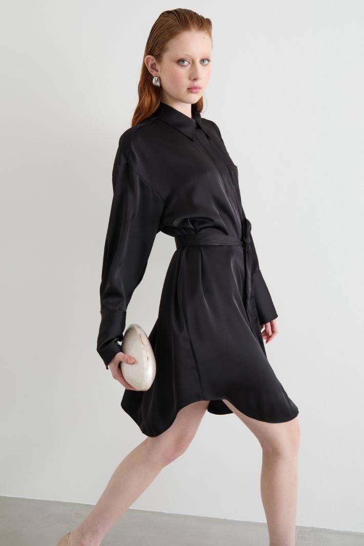 Satin shirt dress Intrend - 3