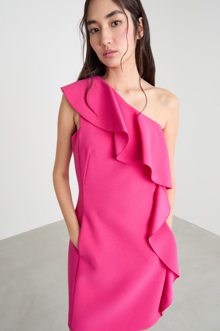 One-shoulder dress with asymmetric flounce Intrend - 3