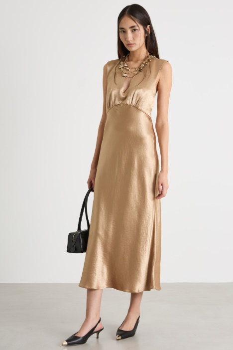 Abito lungo in raso Intrend