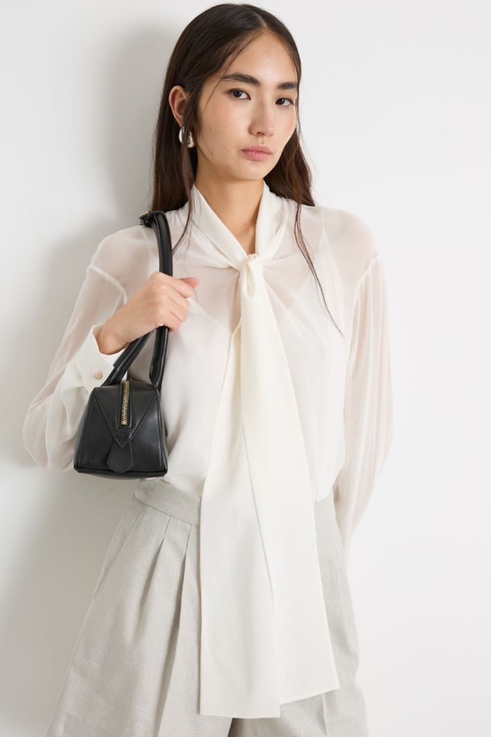 Blusa a foulard in georgette Intrend - 2