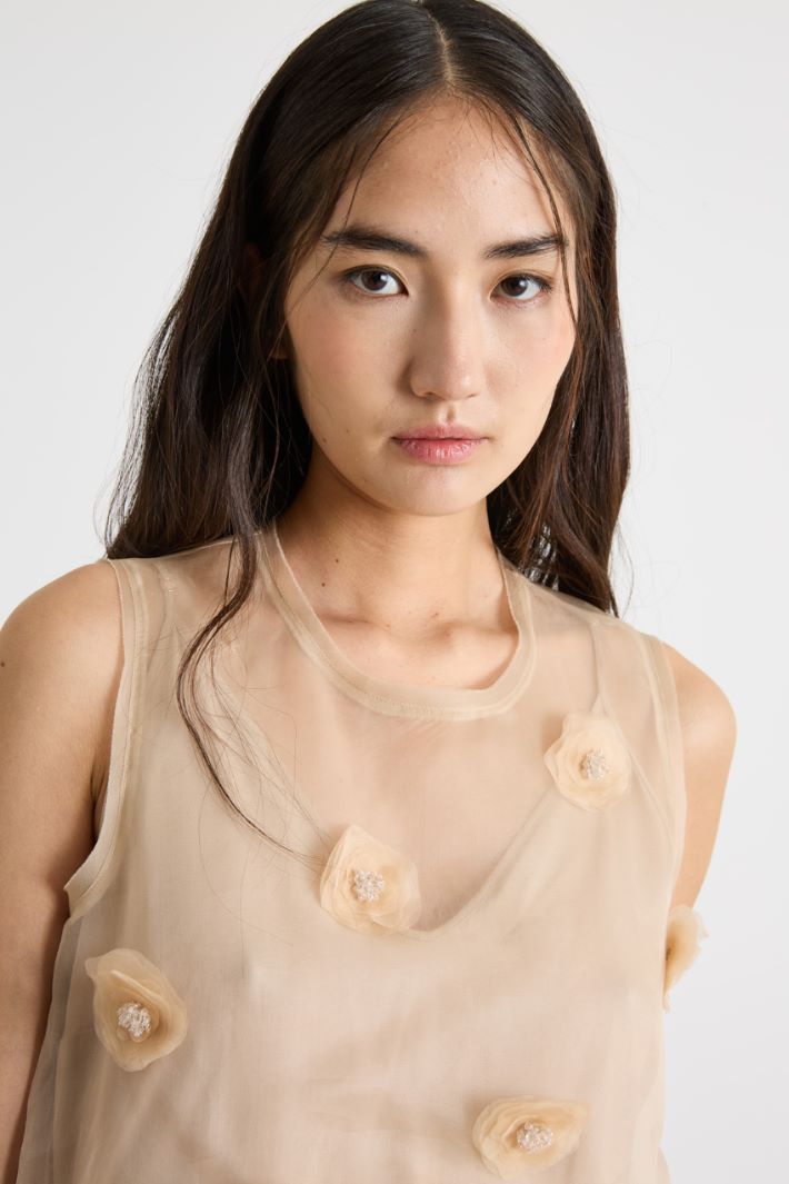 Top in organza ricamata Intrend - 3