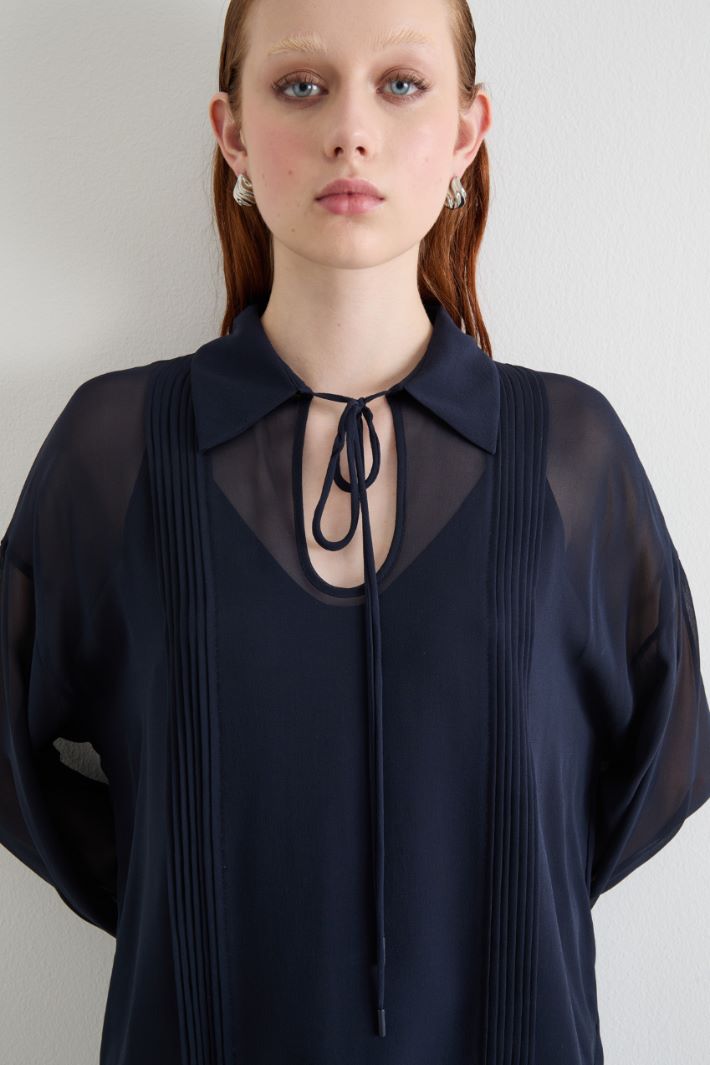 Blusa con  maniche a sbuffo Intrend - 3