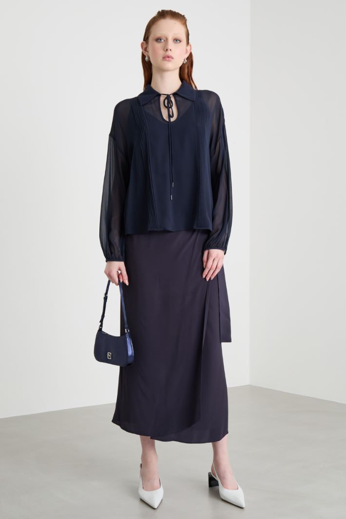 Blusa con  maniche a sbuffo Intrend