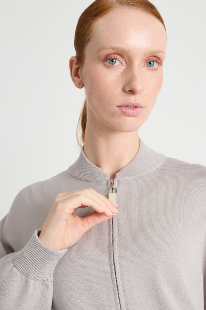 Boxy zip-through sweatshirt Intrend - 3