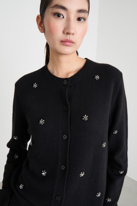 Cardigan con ricami bijou