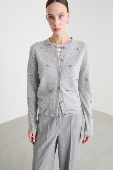 Cardigan with jewelled embroidery Intrend