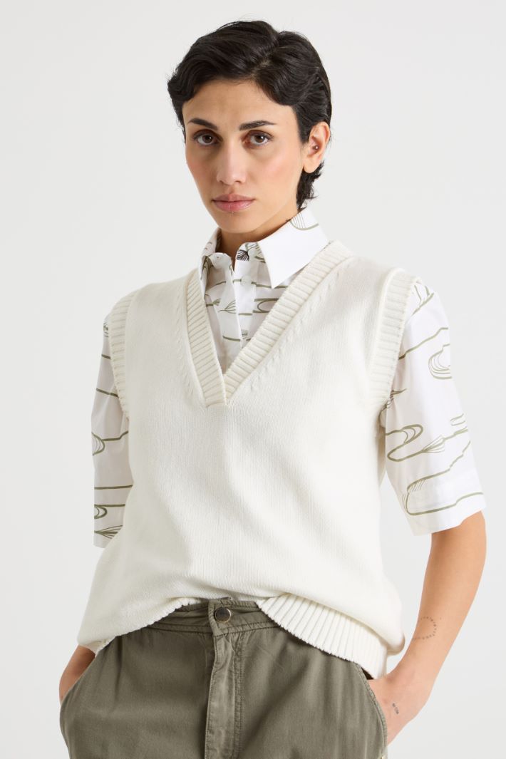 V-neck gilet Intrend - 2
