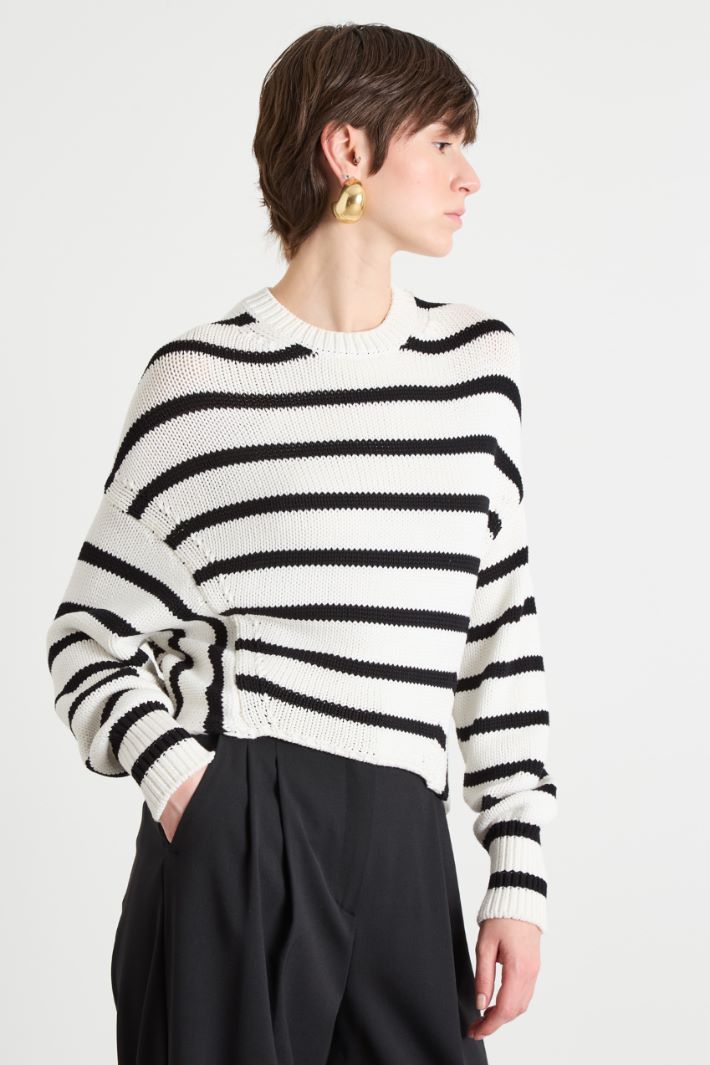 Dropped-shoulder jumper Intrend - 2