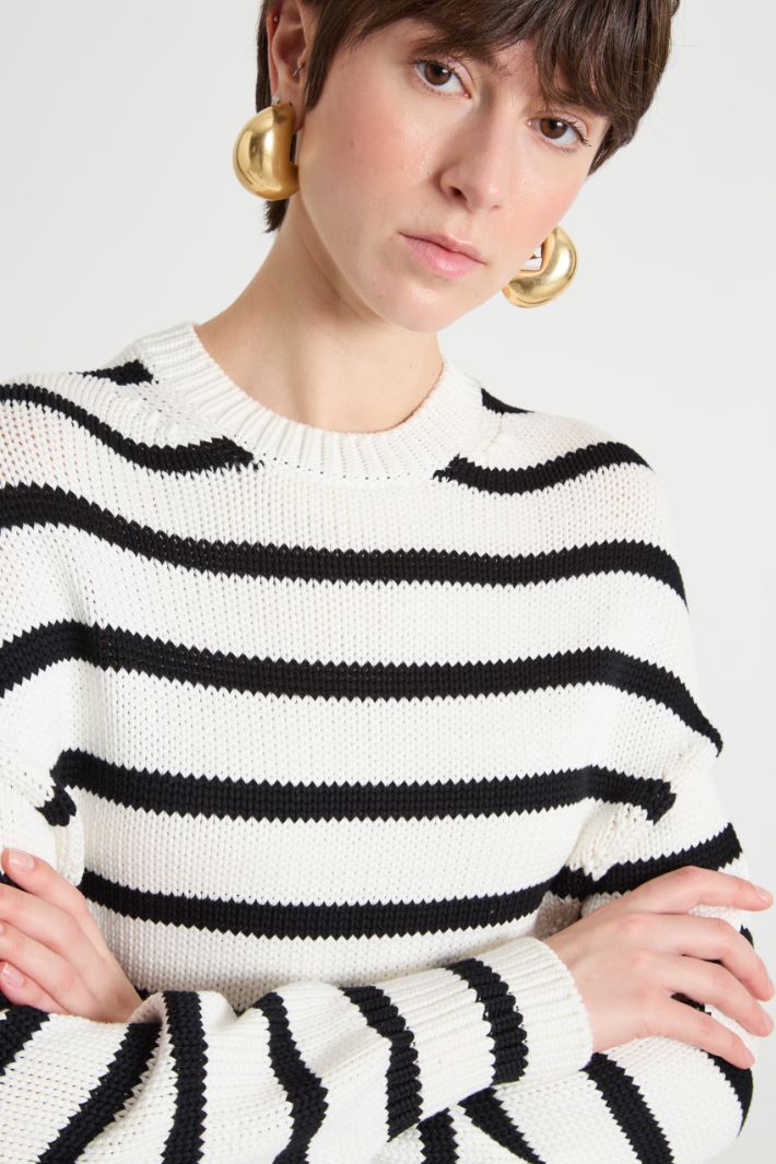 Dropped-shoulder jumper Intrend - 3