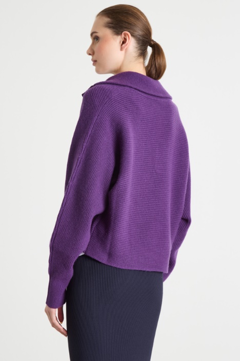 Maglia con maxi colletto