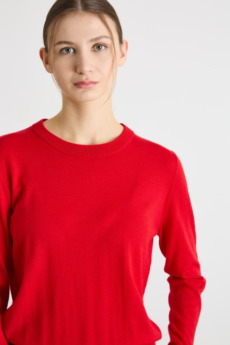 Maglia con scollo tondo