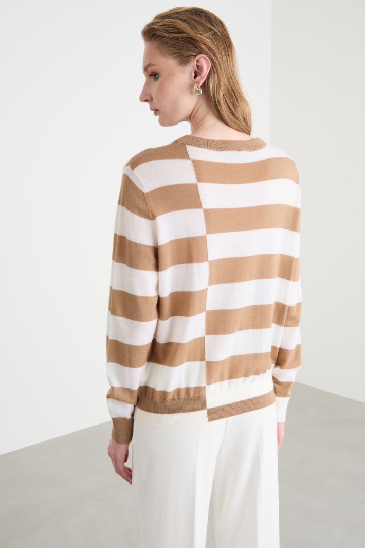 Round-neck jumper Intrend - 4