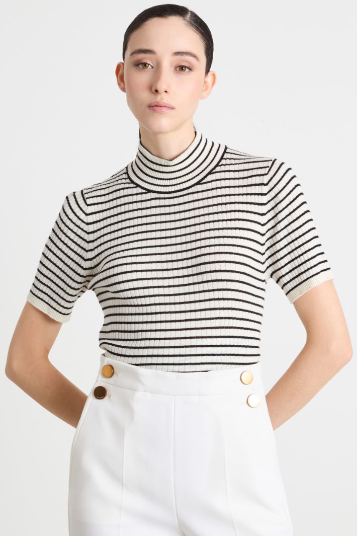 Short-sleeved polo neck Intrend - 2